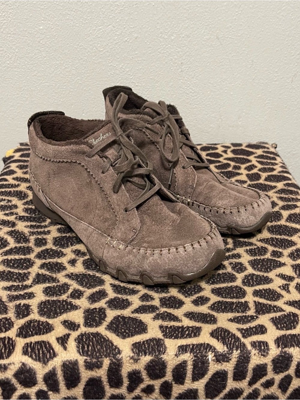 Skechers Memory Foam Wide Fit Ankle Booties Brown Suede Womens 8